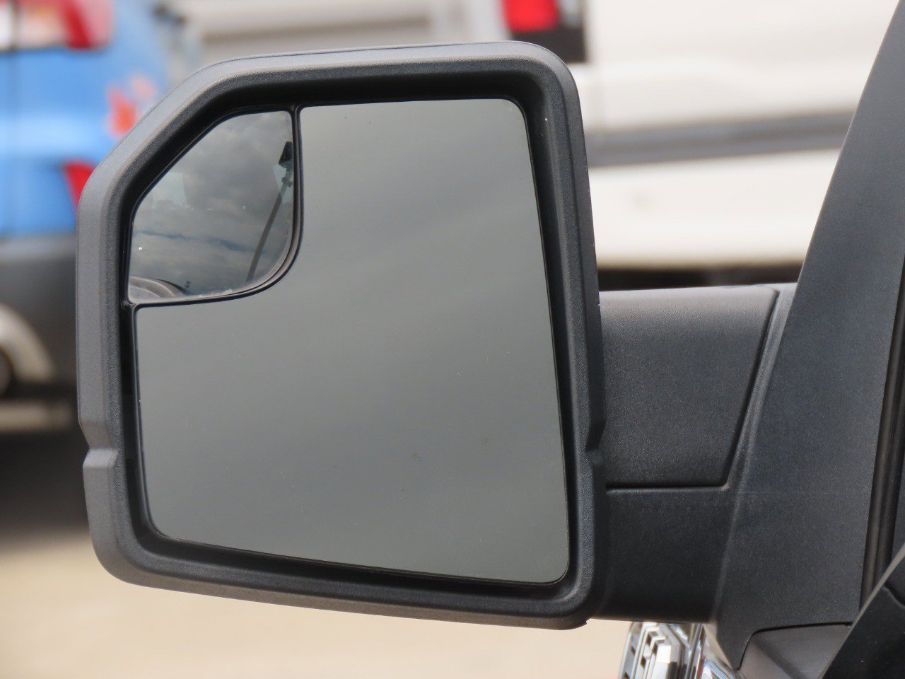 Used 2018 Ford F150 XLT RWD image 13