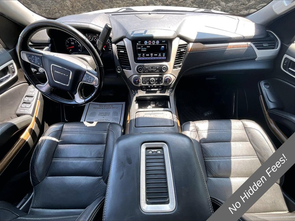 Used 2020 GMC Yukon Denali w/ Denali Premium Package AWD/4WD image 14