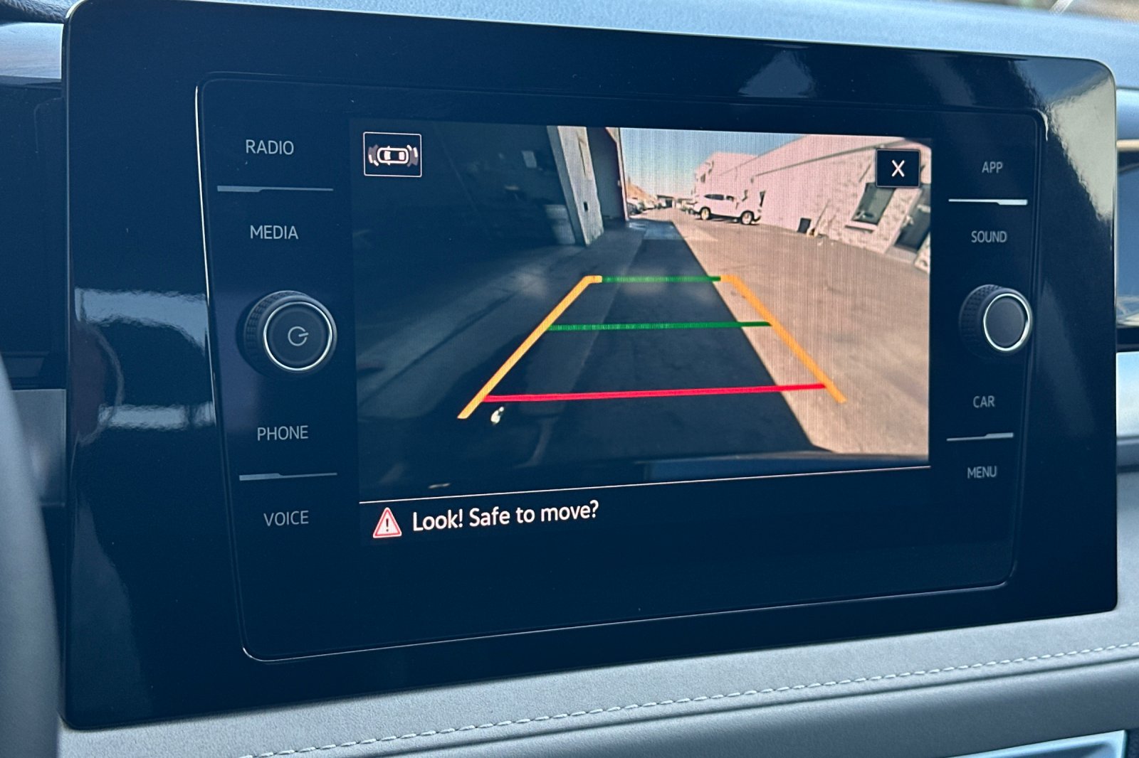 New 2026 Volkswagen Taos SE FWD image 17