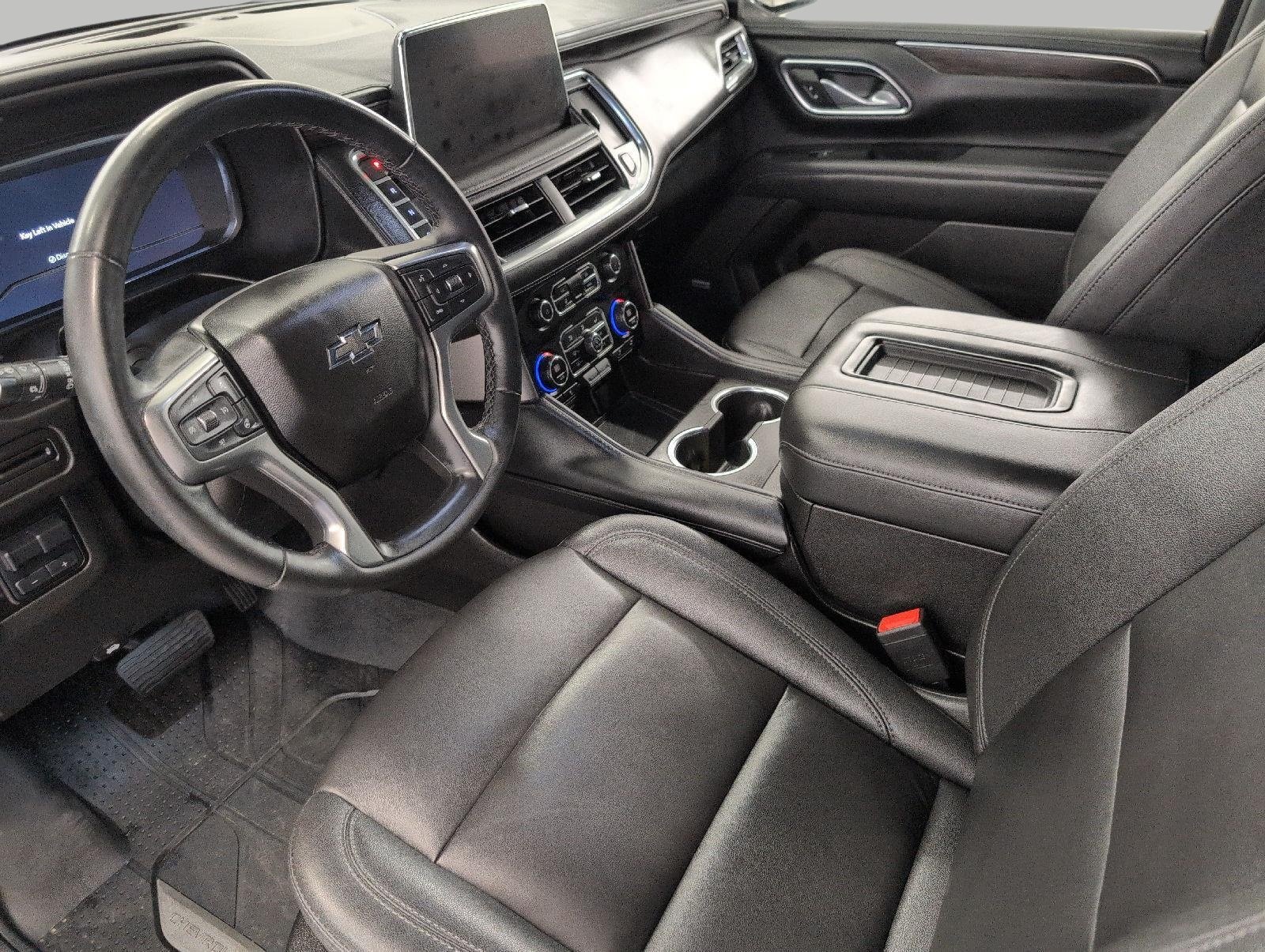 Used 2024 Chevrolet Tahoe Z71 w/ Luxury Package AWD/4WD image 11