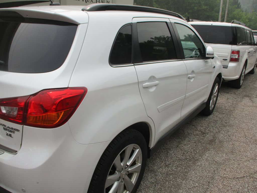 Used 2015 Mitsubishi Outlander Sport GT FWD image 4
