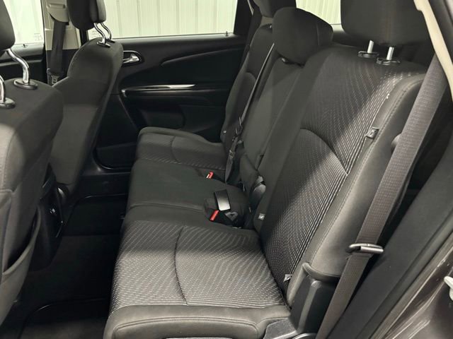 Used 2018 Dodge Journey SE w/ Connectivity Group FWD image 9