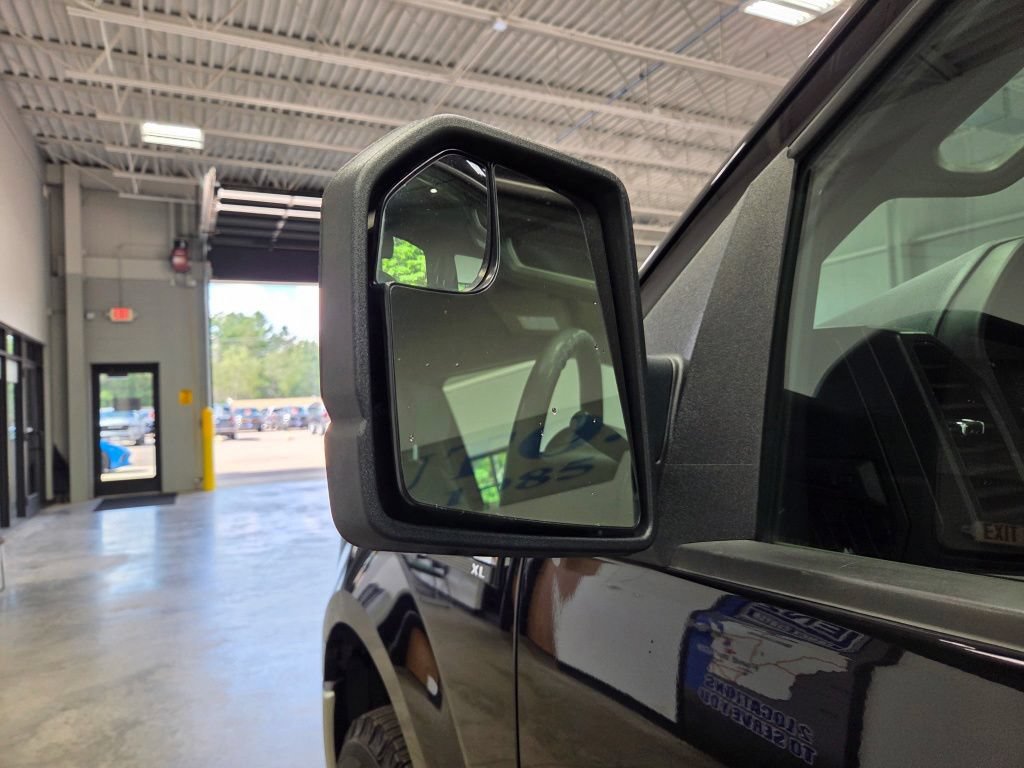 Used 2019 Ford F150 XL w/ Equipment Group 101A Mid AWD/4WD image 17