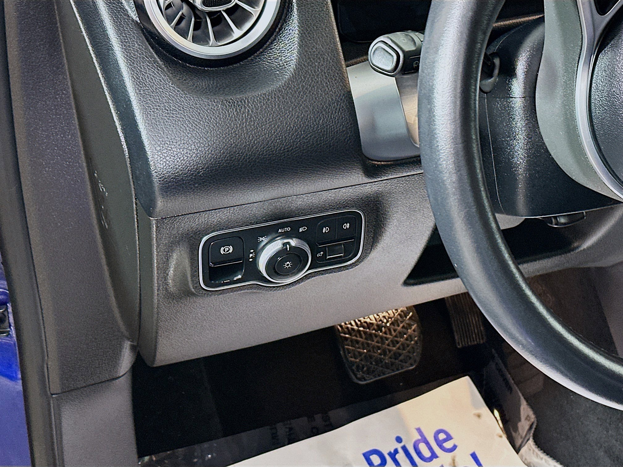 Certified 2021 Mercedes-Benz GLB 250 4MATIC image 10