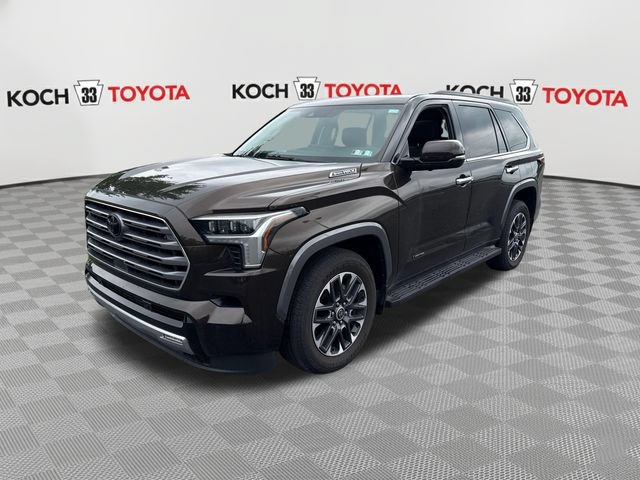 Used 2023 Toyota Sequoia Limited w/ Tow Technology Package AWD/4WD image 3