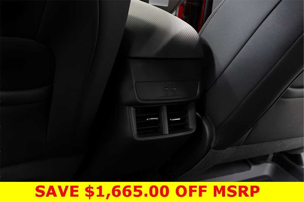 New 2026 Chevrolet Equinox LT w/ Convenience Package II image 25