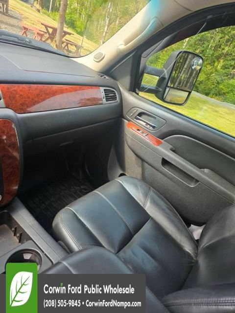 Used 2010 Chevrolet Silverado 2500 LTZ AWD/4WD image 7
