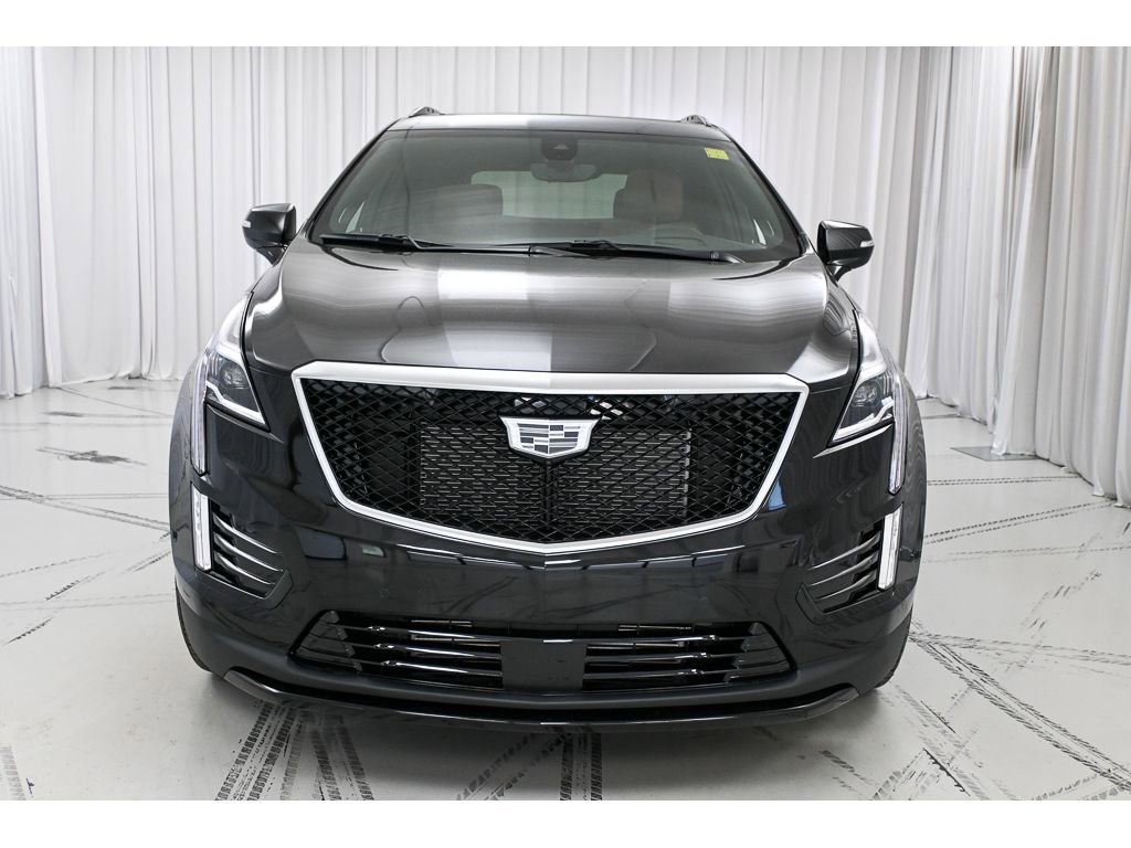 New 2026 Cadillac XT5 Sportv w/ LPO, Onyx Lite Package image 3
