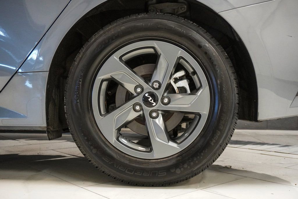 Used 2022 Kia K5 LX image 34