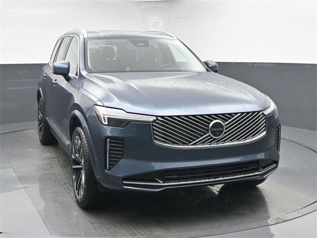 New 2026 Volvo XC90 B6 Plus w/ Protection Package Premier image 2