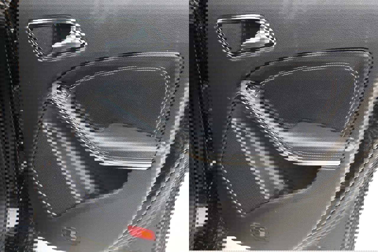 Used 2015 Mercedes-Benz CLA 250 image 20