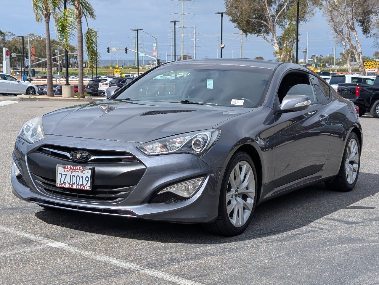 Used 2015 Hyundai Genesis 3.8 RWD image 9