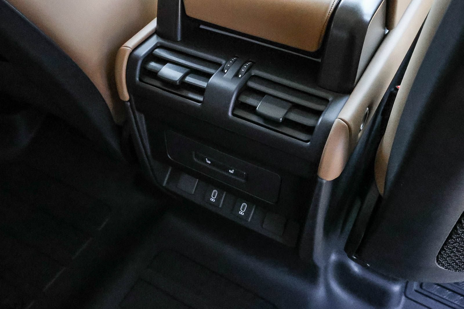 New 2026 Land Rover Defender 110 S AWD/4WD image 20