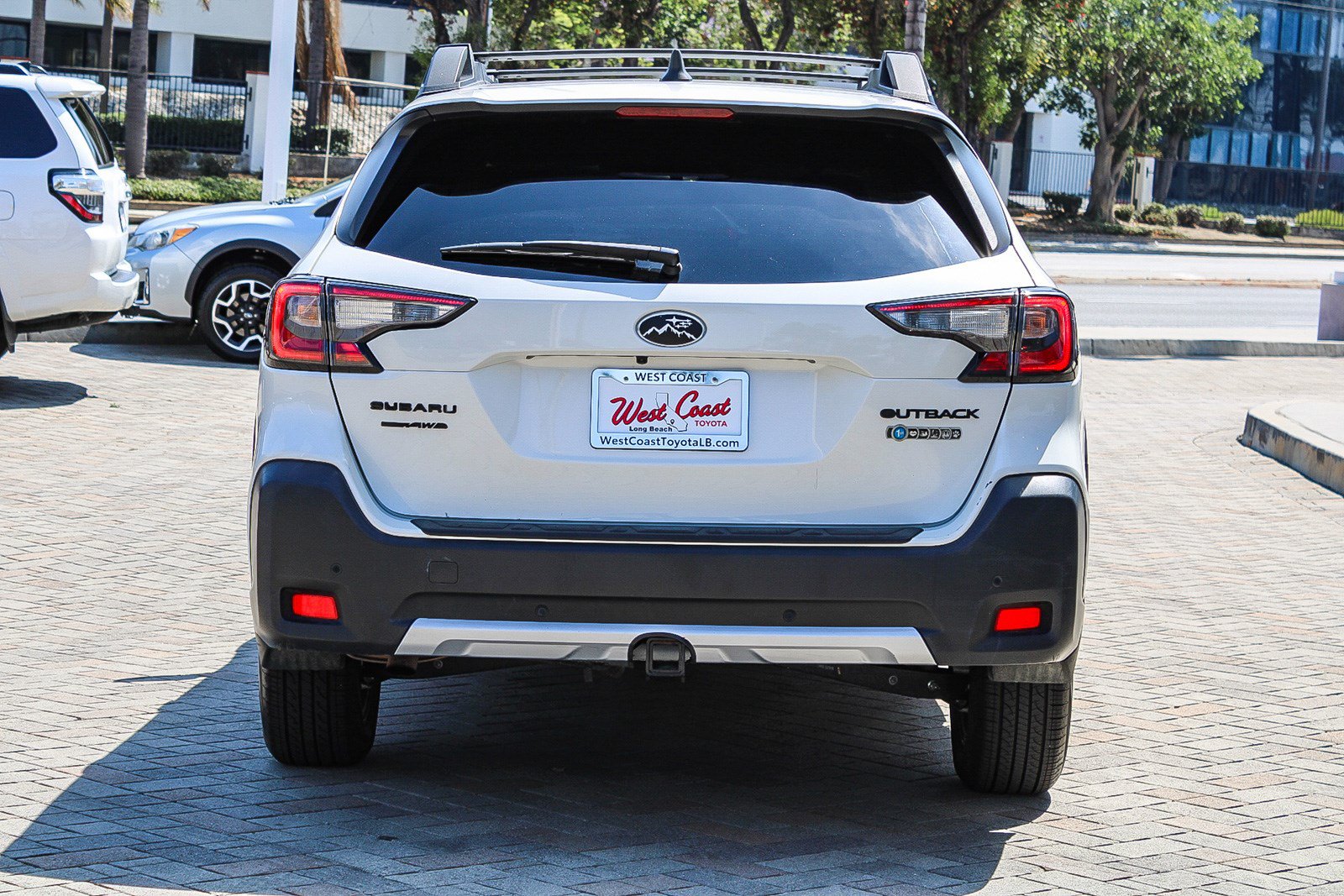 Used 2024 Subaru Outback Limited AWD/4WD image 6