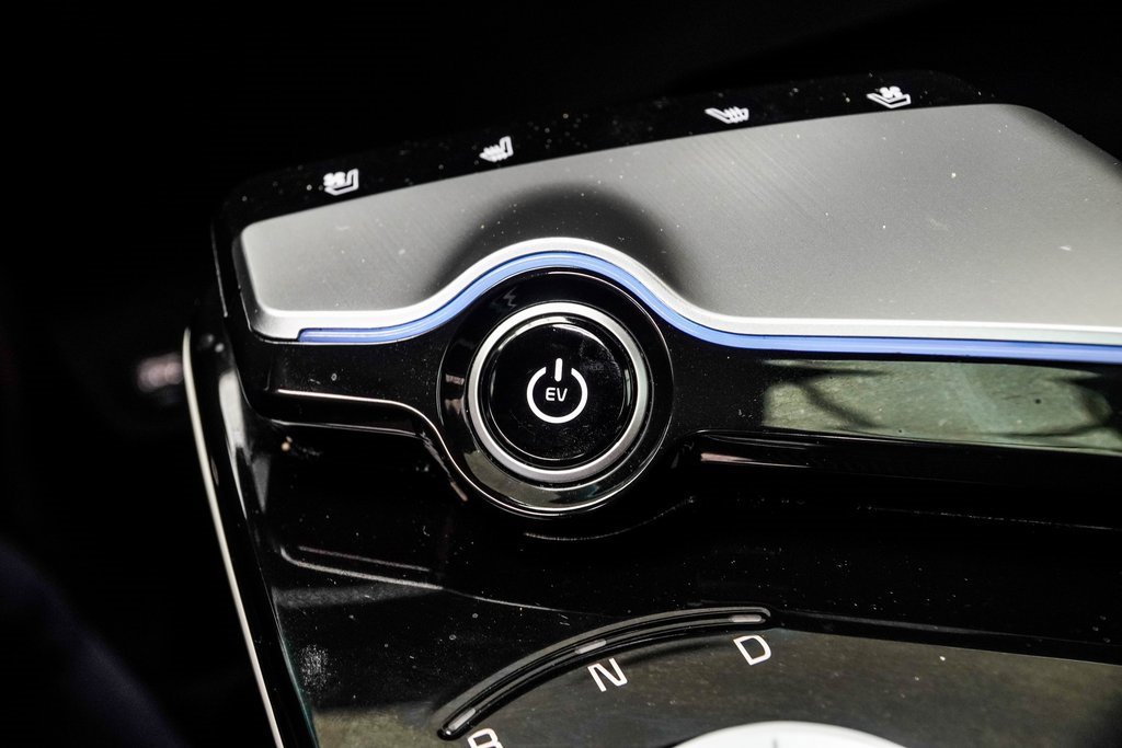 Used 2024 Kia EV6 GT-Line image 21