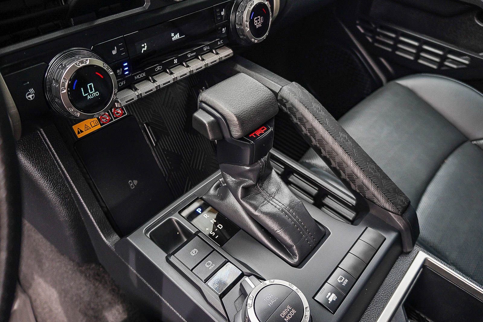 Certified 2024 Toyota Tacoma TRD Sport w/ TRD Sport Premium Package AWD/4WD image 27