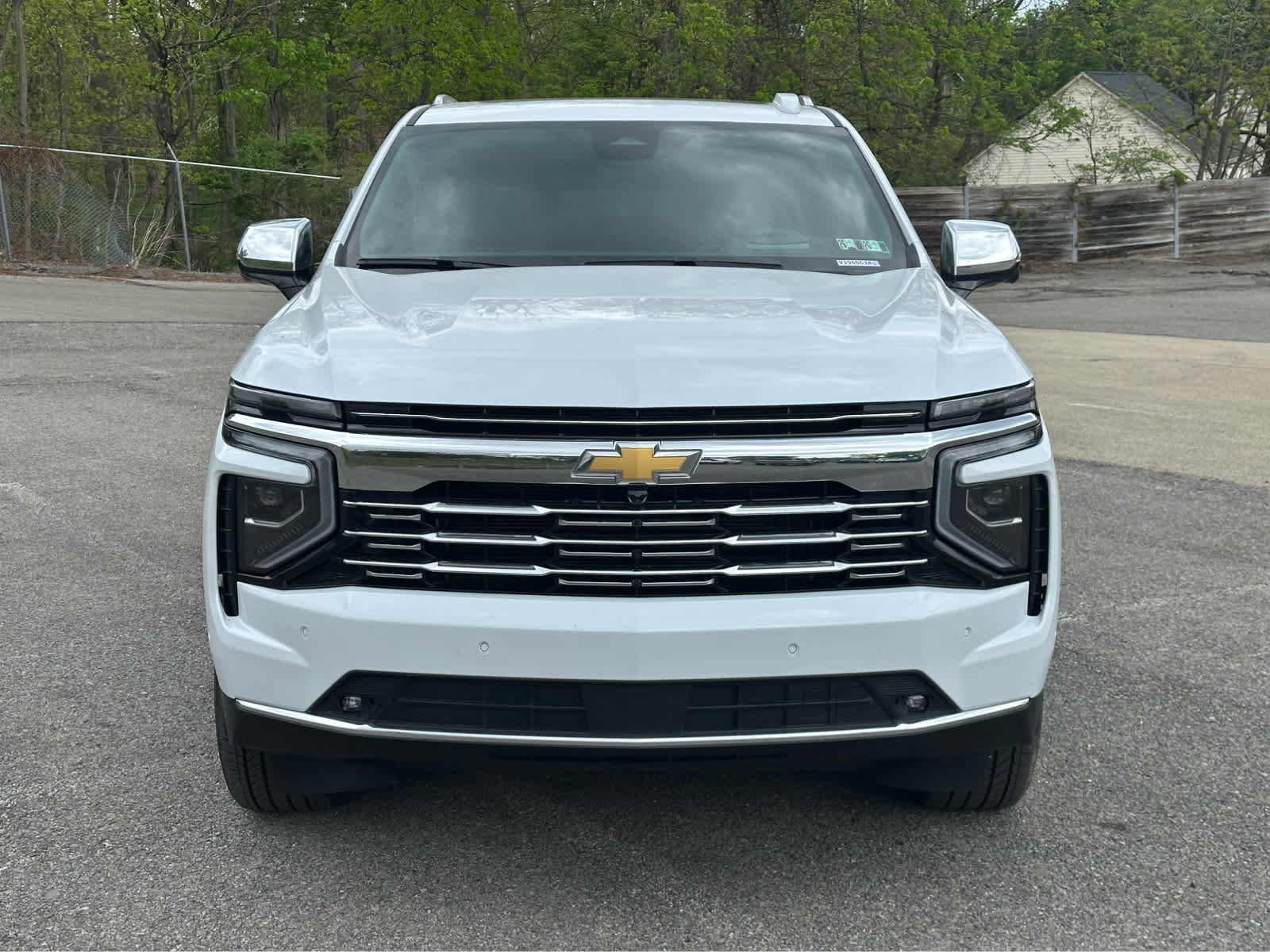 Used 2026 Chevrolet Suburban Premier AWD/4WD image 2