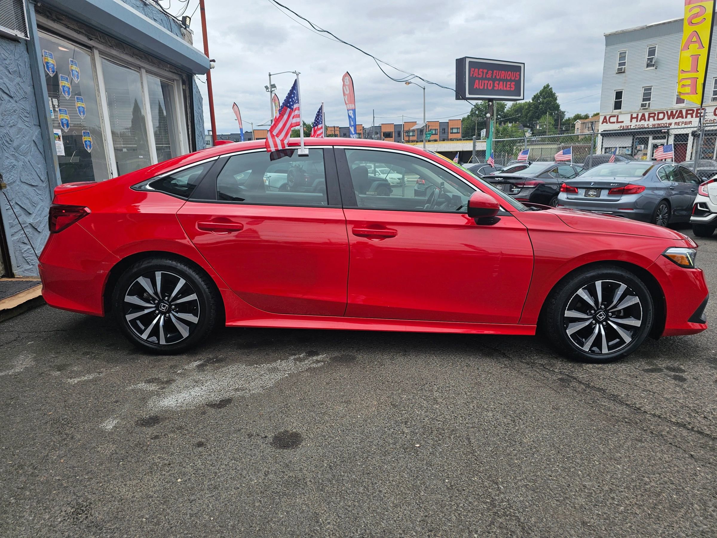 Used 2022 Honda Civic EX image 2