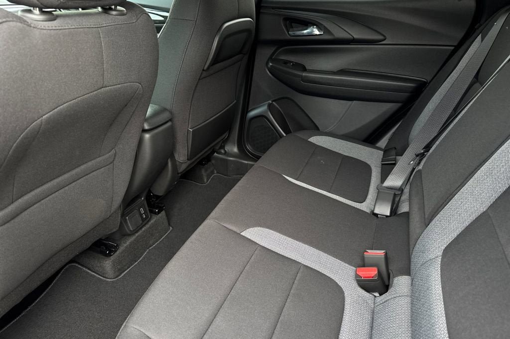 New 2026 Chevrolet TrailBlazer LT w/ Convenience Package FWD image 12