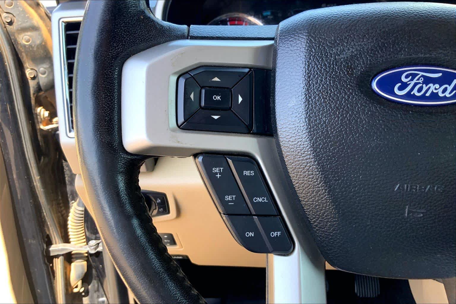 Used 2018 Ford F250 Lariat w/ Lariat Ultimate Package AWD/4WD image 24