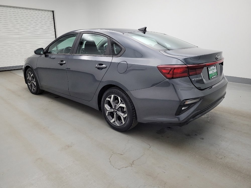 Used 2020 Kia Forte LXS FWD image 3
