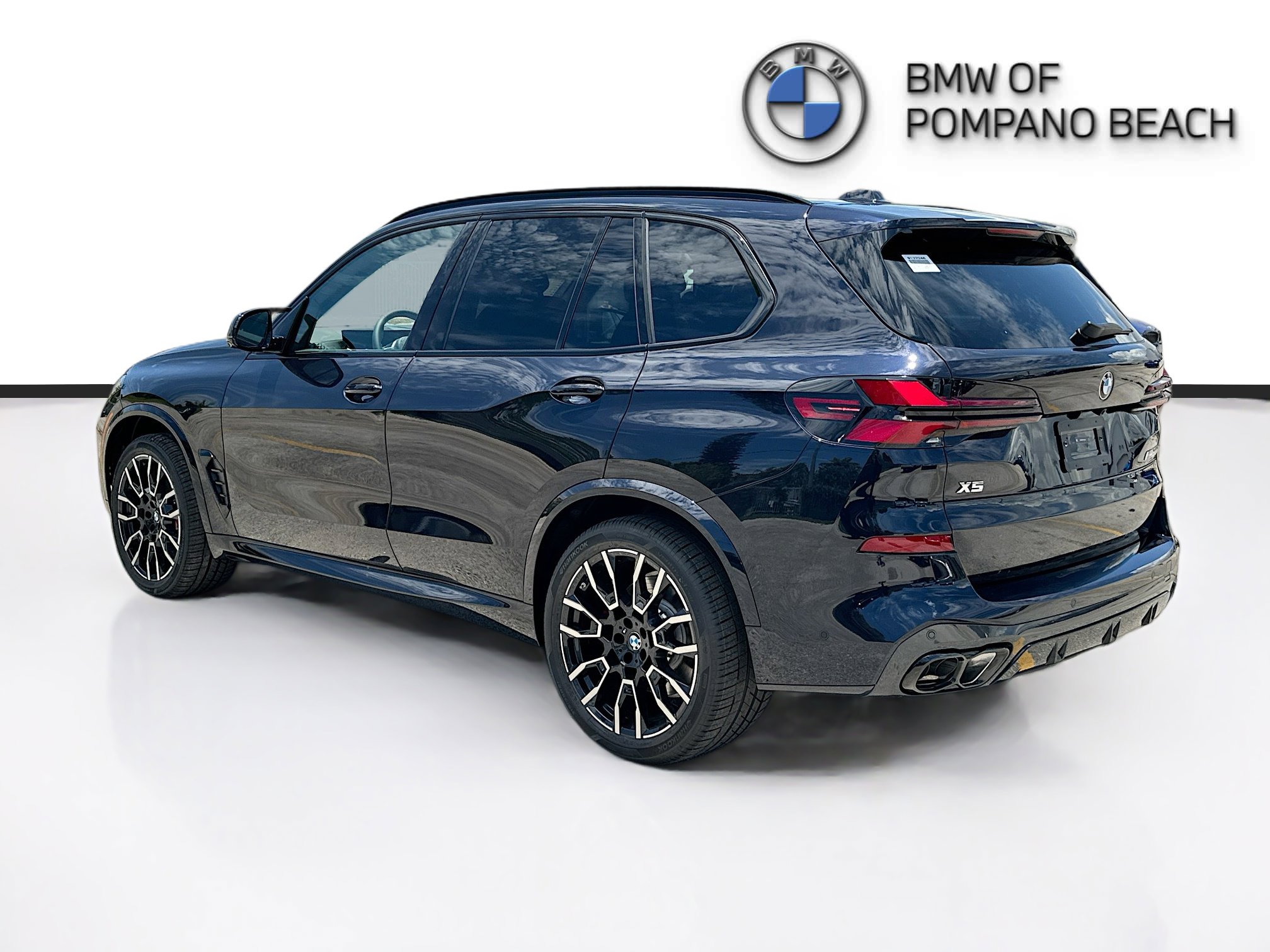 New 2026 BMW X5 M60i image 5