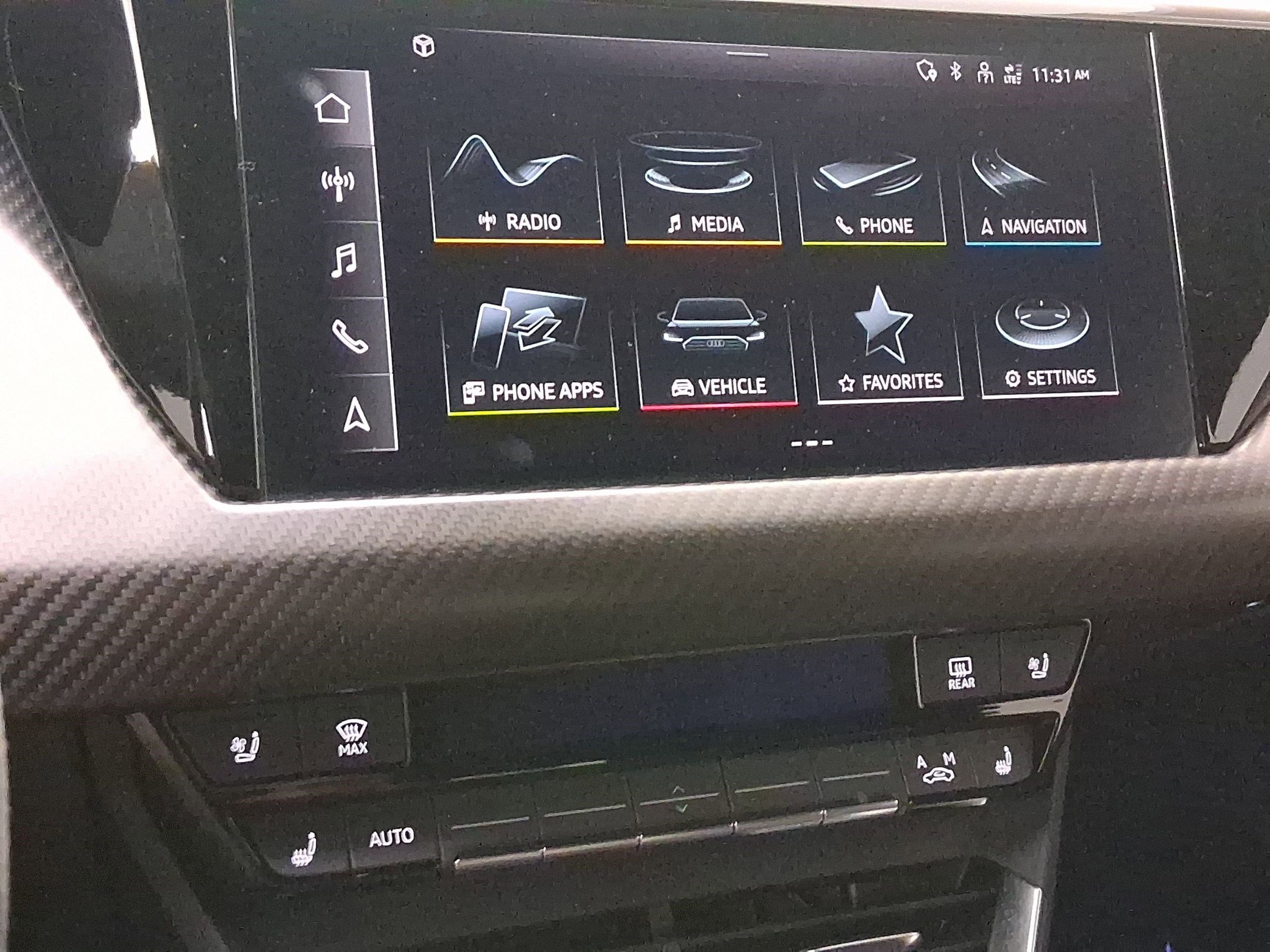 Used 2022 Audi RS e-tron GT quattro w/ Year 1 Package image 21