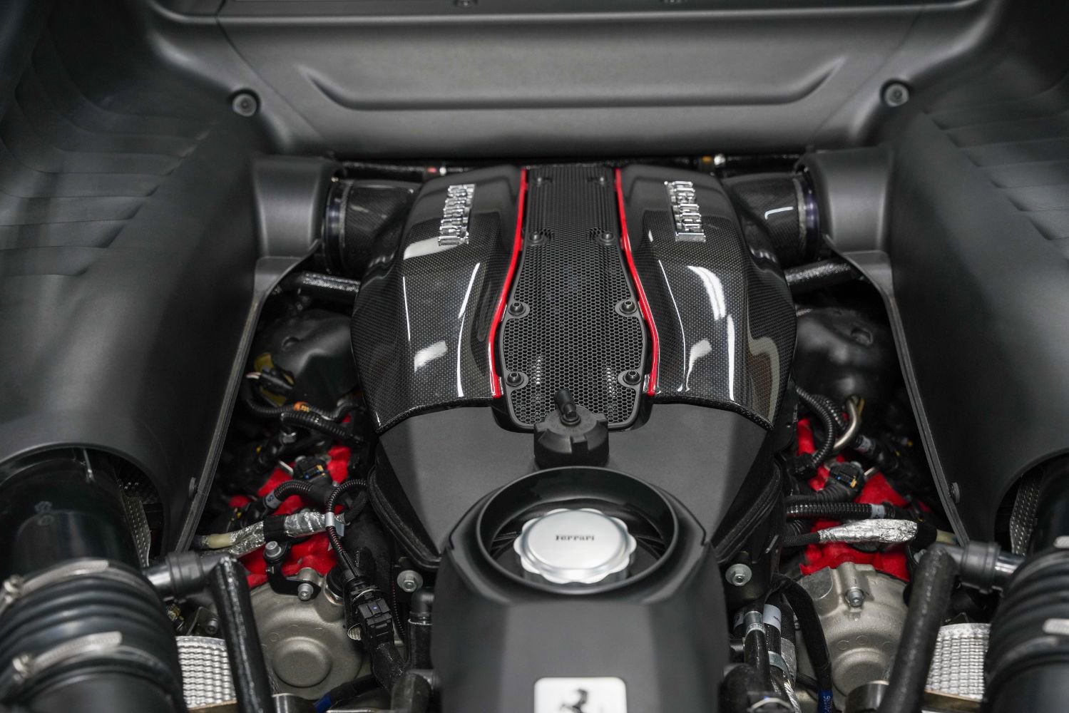 Used 2020 Ferrari 488 Pista Coupe image 54