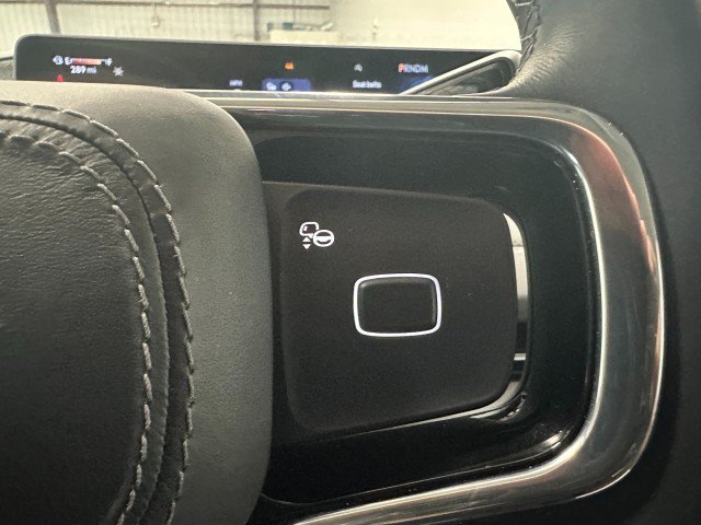 Used 2025 Lincoln Navigator Reserve AWD/4WD image 30