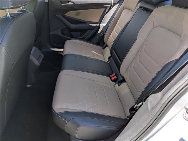 Used 2020 Volkswagen Jetta SEL Premium image 20