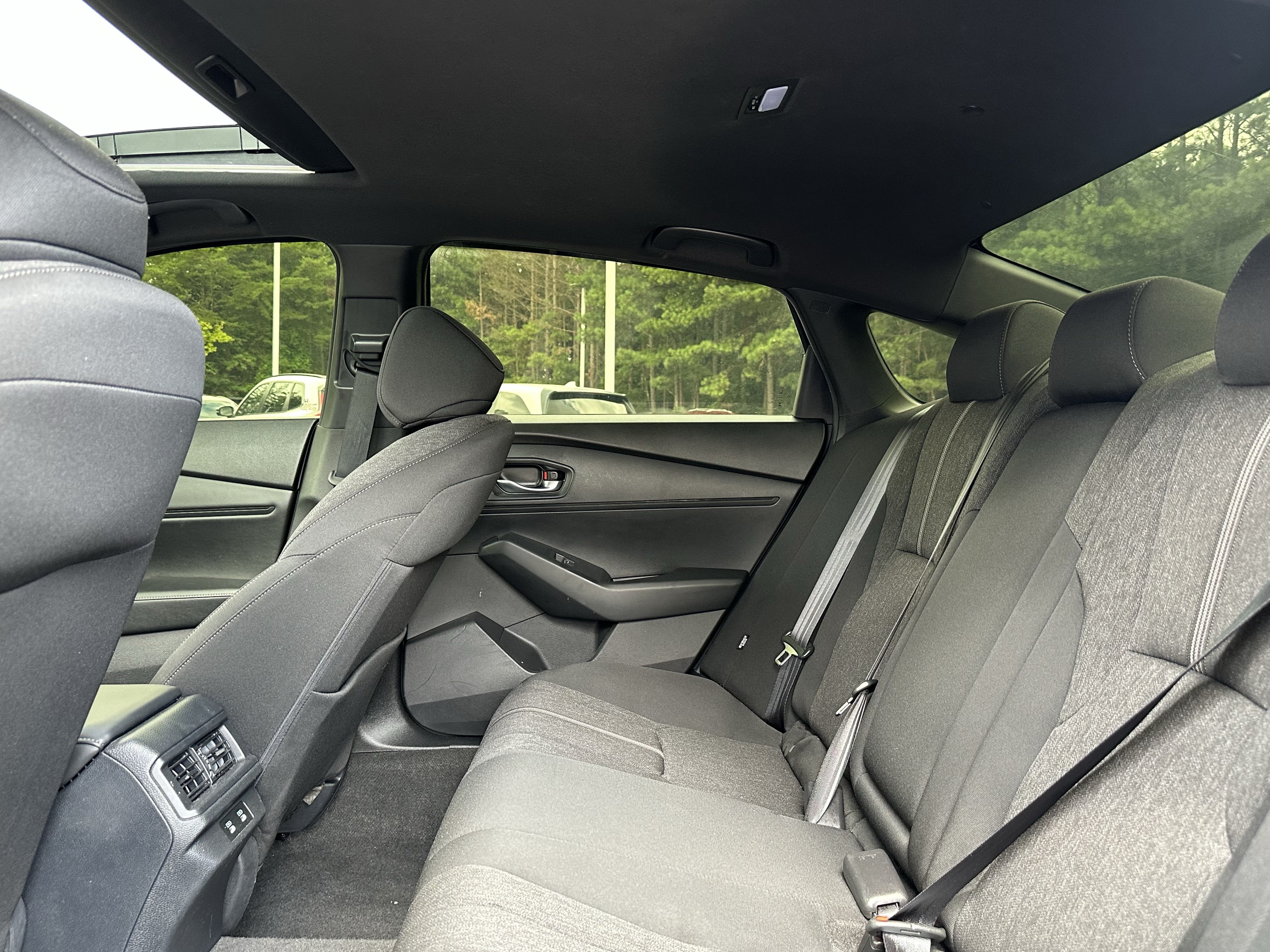 Used 2025 Honda Accord Sport image 9