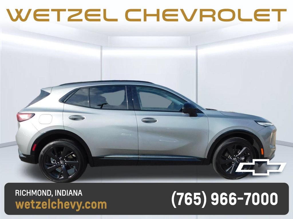 Used 2025 Buick Envision Sport Touring AWD/4WD image 2