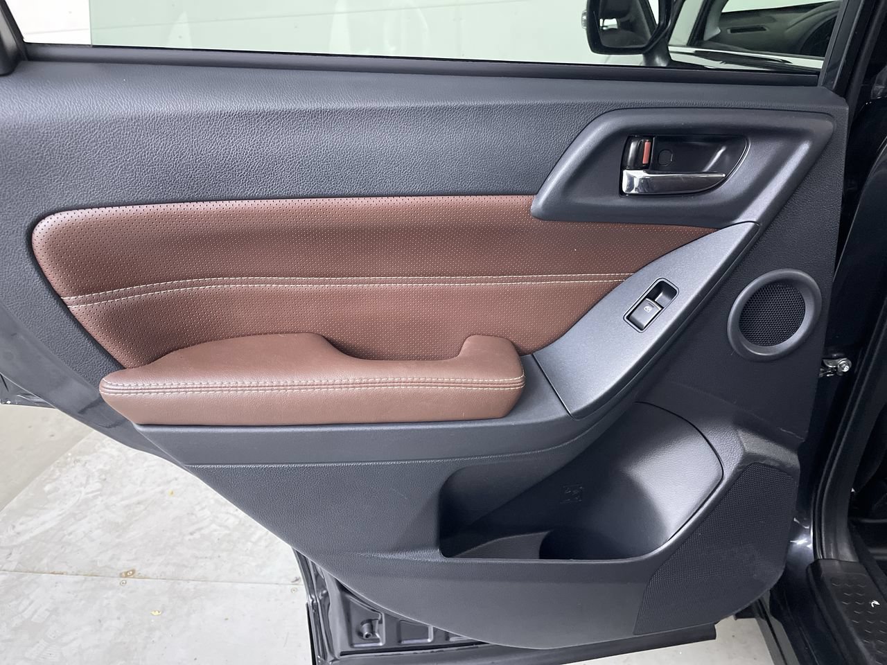 Used 2018 Subaru Forester 2.5i Touring AWD/4WD image 20
