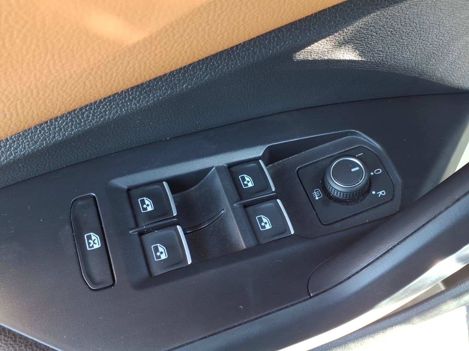 Certified 2024 Volkswagen Jetta SEL FWD image 19