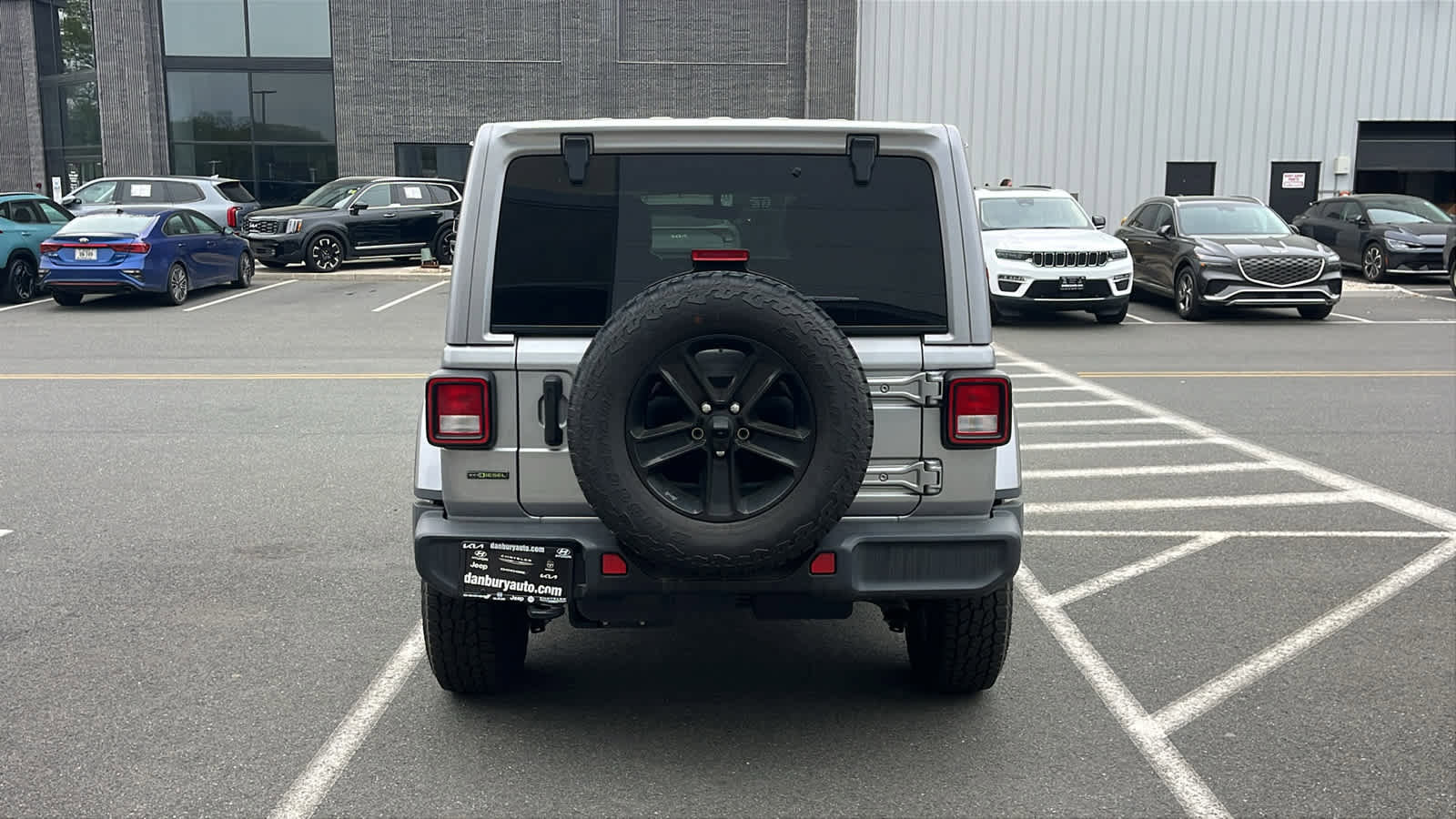 Certified 2021 Jeep Wrangler Unlimited Sahara AWD/4WD image 6