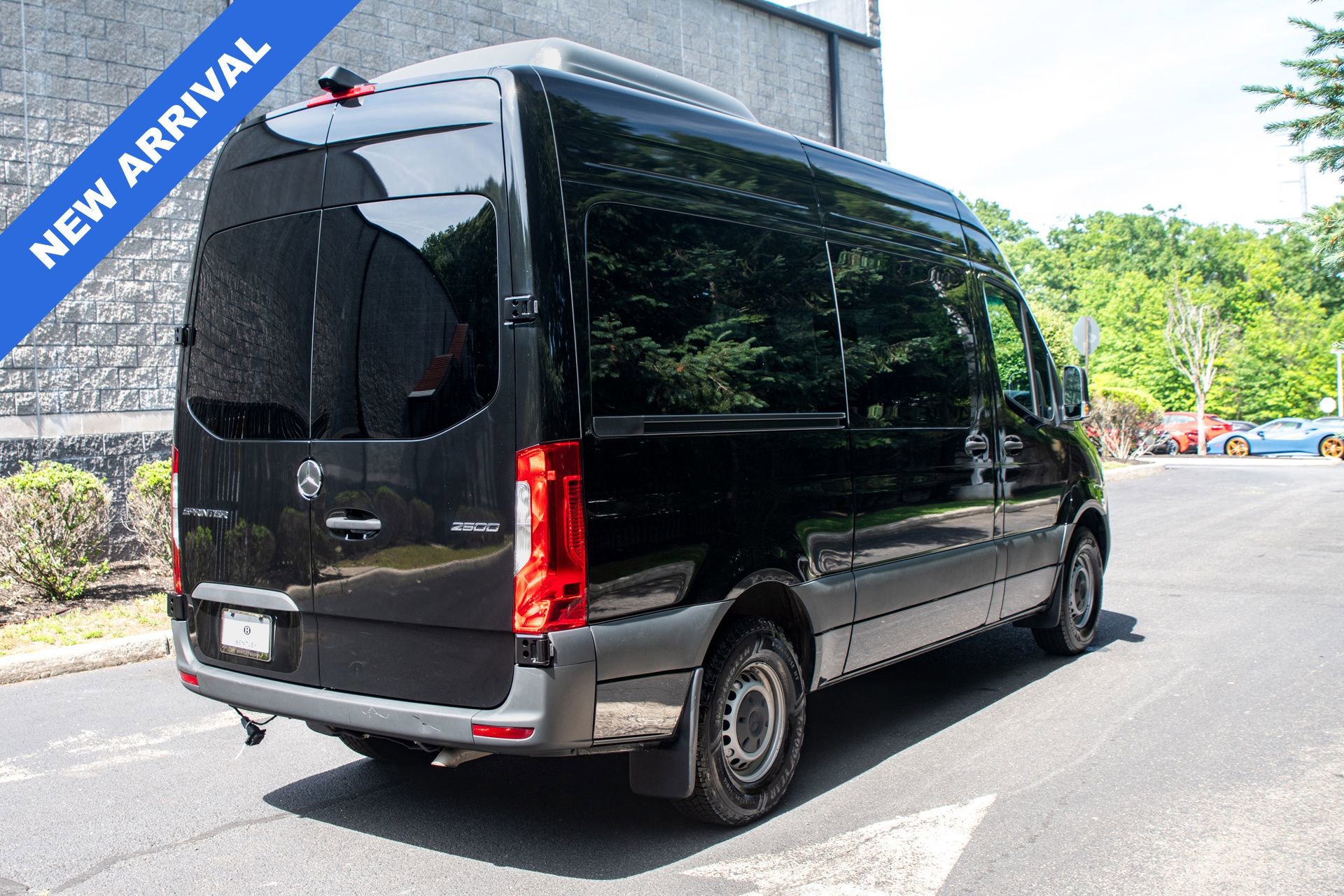 Used 2024 Mercedes-Benz Sprinter 2500 image 5