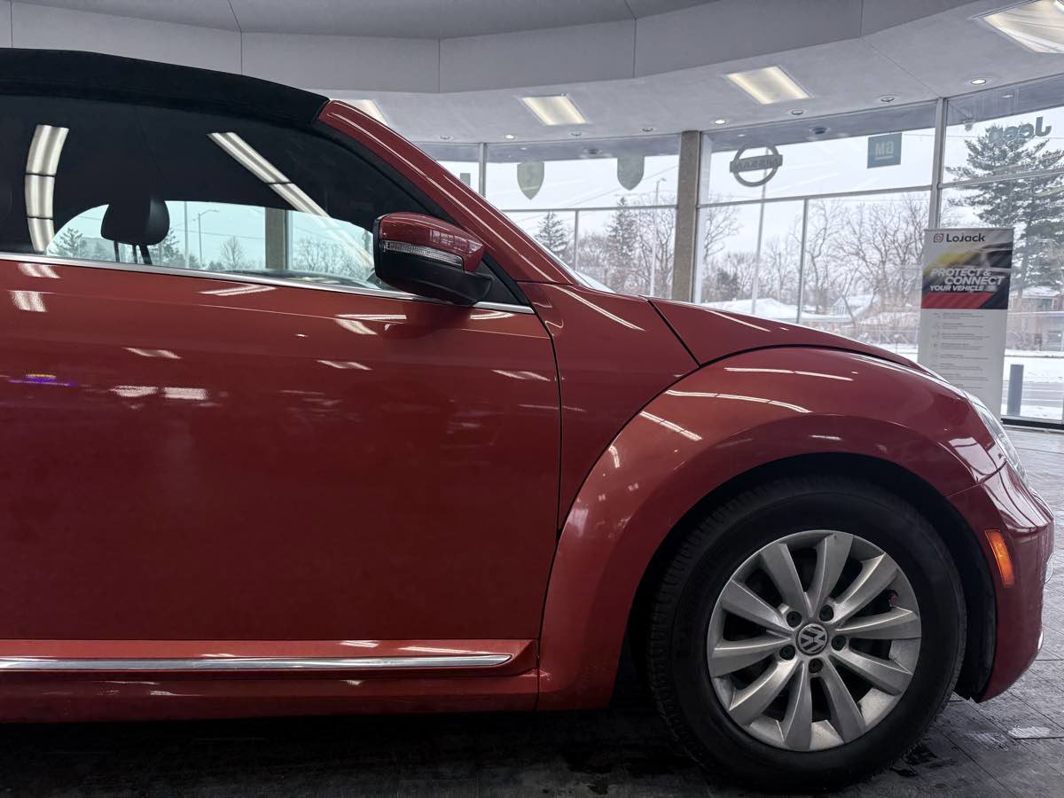 Used 2017 Volkswagen Beetle 1.8T Classic image 5