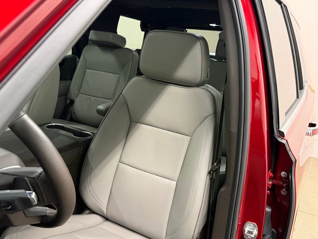 Certified 2025 GMC Yukon Elevation w/ Technology Package AWD/4WD image 53