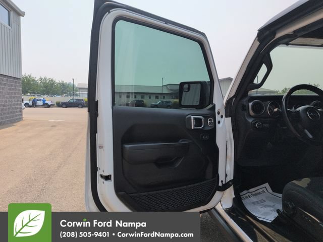 Used 2022 Jeep Gladiator Sport AWD/4WD image 10