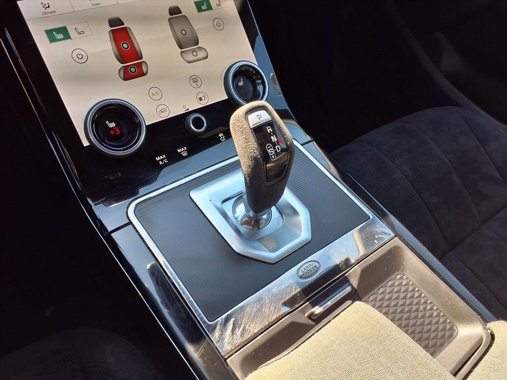 Used 2020 Land Rover Range Rover Evoque R-Dynamic SE image 21