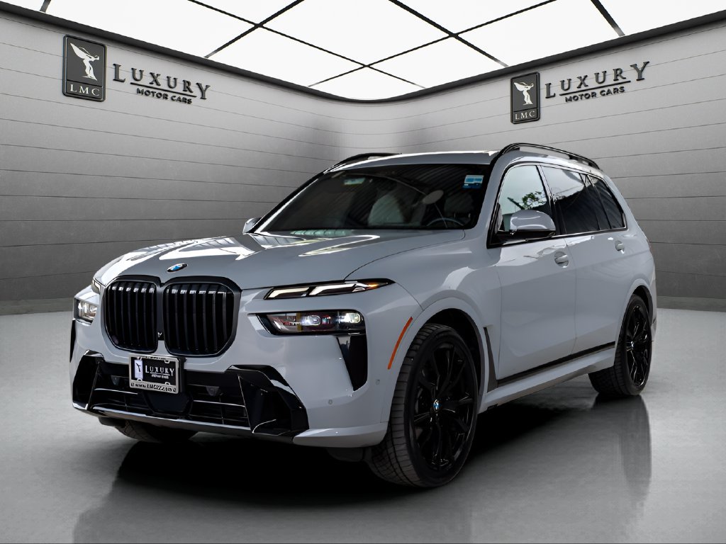 Used 2023 BMW X7 xDrive40i w/ Executive Package AWD/4WD image 4