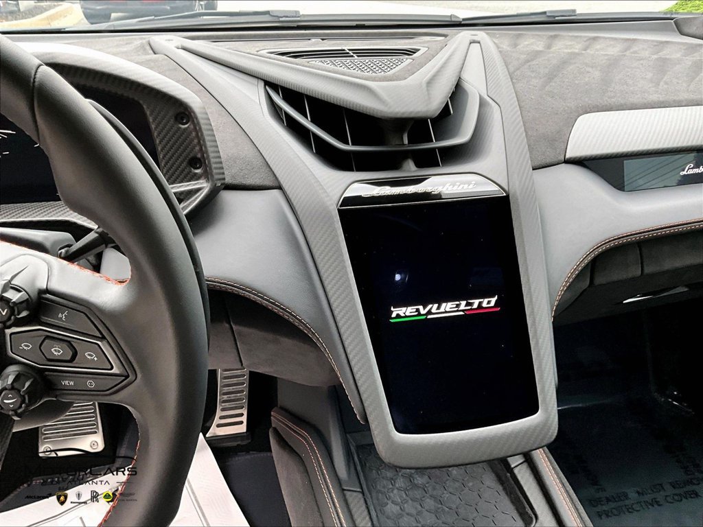 Used 2026 Lamborghini Revuelto AWD/4WD image 7
