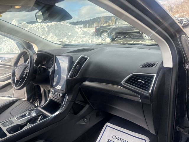 Used 2023 Ford Edge Titanium image 30