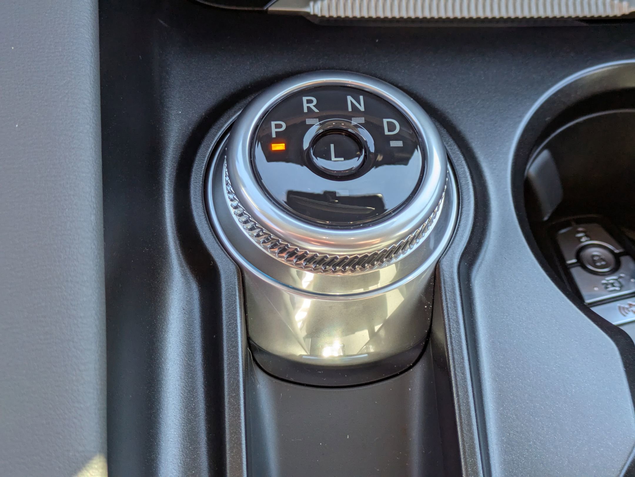 Certified 2025 Ford Explorer Active image 26