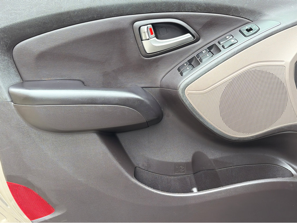 Used 2013 Hyundai Tucson Limited AWD/4WD image 4
