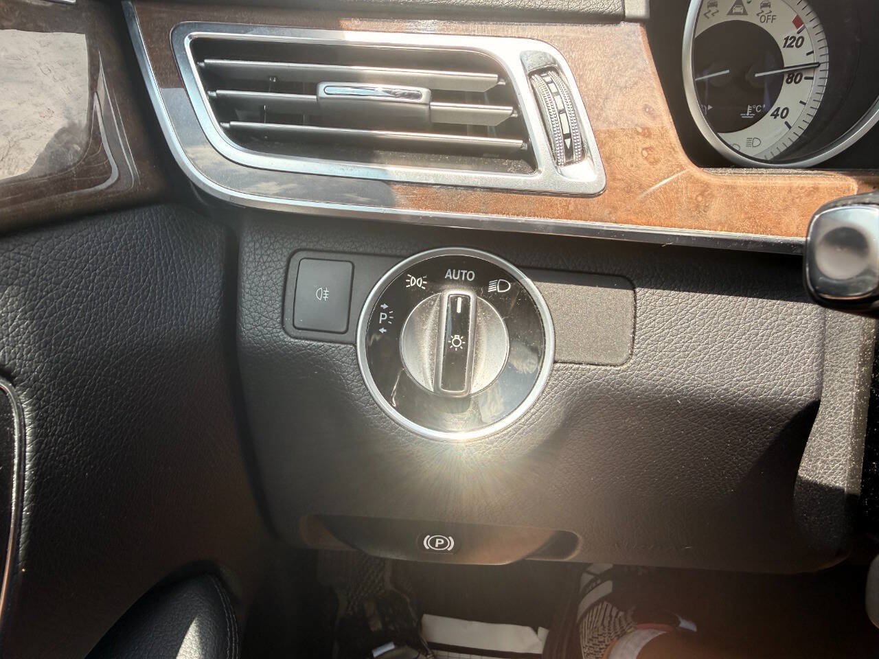 Used 2014 Mercedes-Benz E 350 4MATIC Wagon w/ Premium 1 Package image 45