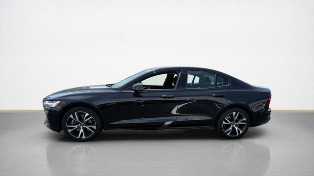 Used 2025 Volvo S60 B5 Plus AWD/4WD image 5
