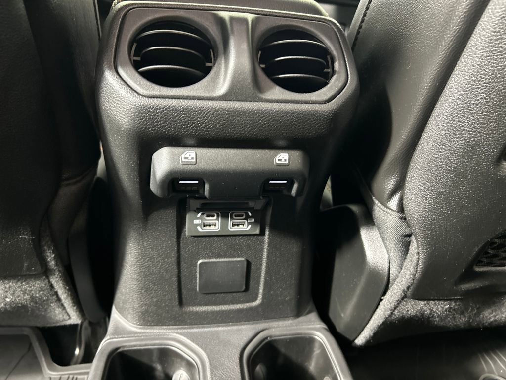 Used 2022 Jeep Gladiator Mojave w/ Trailer Tow Package image 19