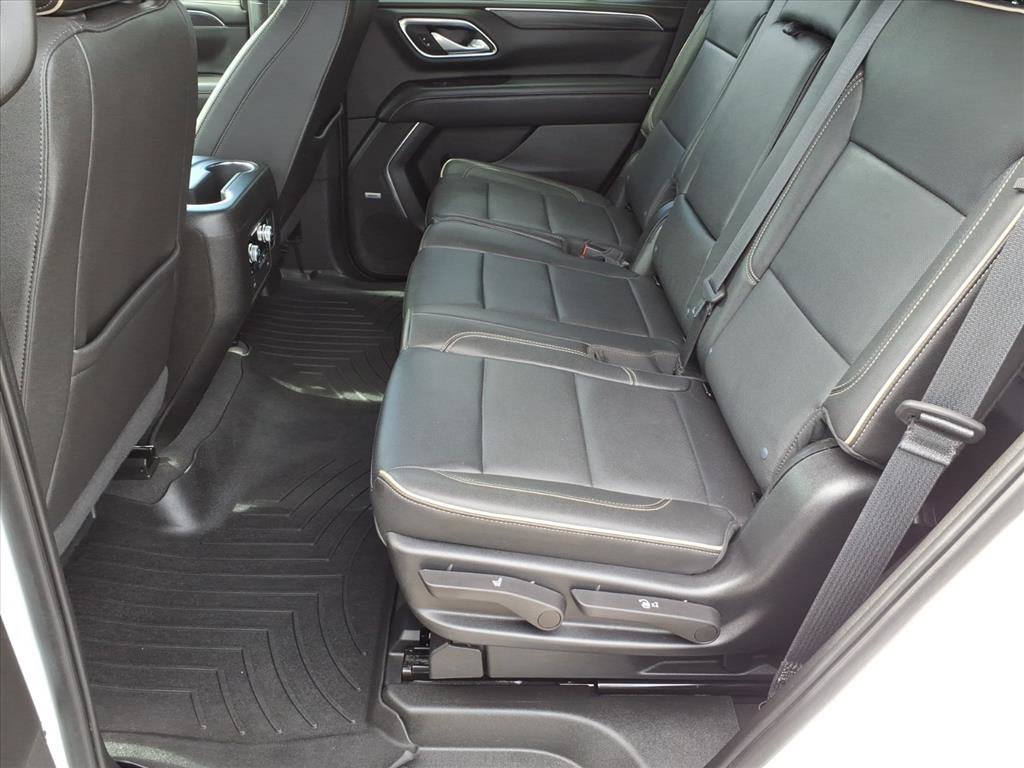 Used 2022 GMC Yukon SLT w/ SLT Premium Package AWD/4WD image 13