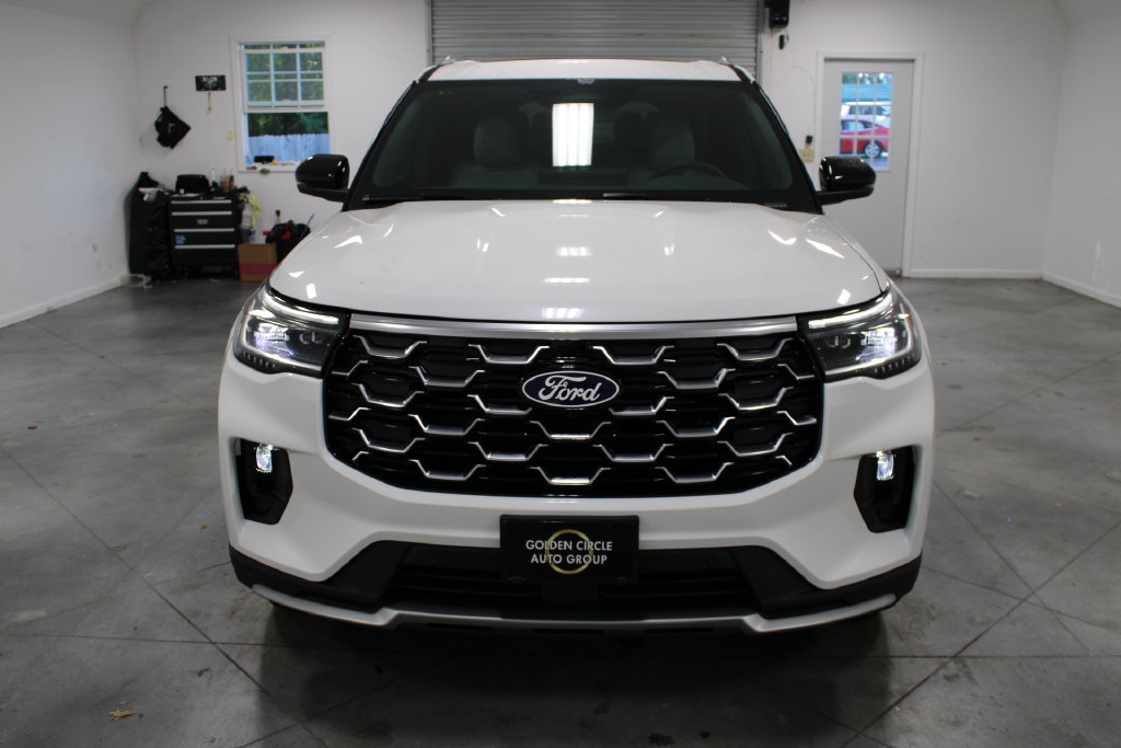 New 2027 Ford Explorer Platinum AWD/4WD image 2